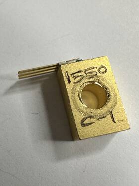 4715-0000 Qpc Lasers / Opg 1550nm 1w Mopa Laser Chip C-mount 3-pin Lidar Surplus