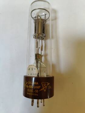 H.a.k-50 Sylvania Hak-50 H2 Arc Lamp Vintage H.a.k-50 Sylvania Hak-50 H2 Arc Lamp Vintage