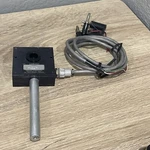 Vincent Associates Uniblitz Model 26L2A0T5 Laser Shutter With Cable. Fixed Price $54.00.