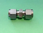Swagelok SS-600-6 Union Coupling 3/8 X Female Compression Stainless New. Fixed Price $12.50.