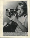 1965 Press Photo Gail Wedgwood With Optical Telescope Of Rca Laser Transmitter.. Fixed Price $24.99.