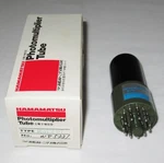 * New Still-in-its-box Hamamatsu R372-07 13091X1 Photomultiplier Vacuum Tube. Fixed Price $25.00.