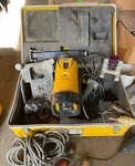 Spectra-physics Dialgrade 1160 Pipe Laser Set With Case (untested). Fixed Price $300.00.